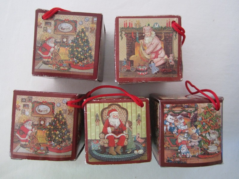 VTG Lot of 5 Cardboard Cube Block Square Christmas Ornaments Empty Lightweight