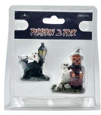FG Square Halloween Village Pumpkin Accessory 2 Pack Jack-O-Lantern Witch Decor