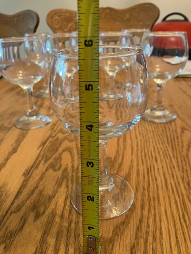 Vintage Wine Tasting Set of 8 Glasses, Great Shape - Picture 2 of 8