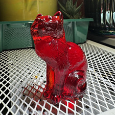 Vintage Mosser sitting cat Red