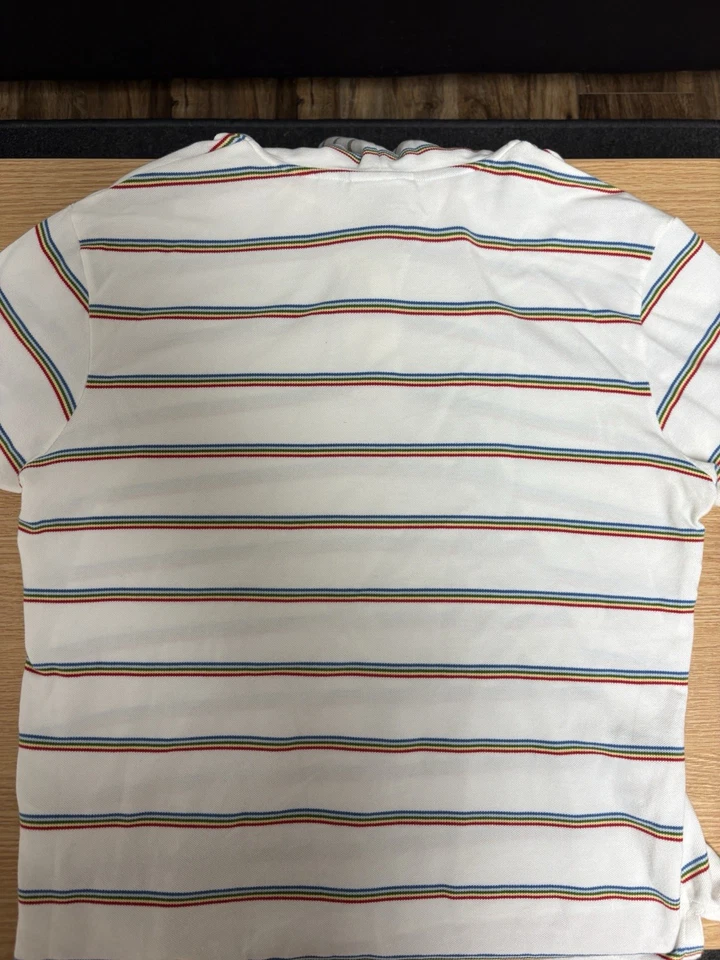 Sudadera con capucha de manga corta mediana a rayas multicolor Lacoste para hombre Foto 2 de 3