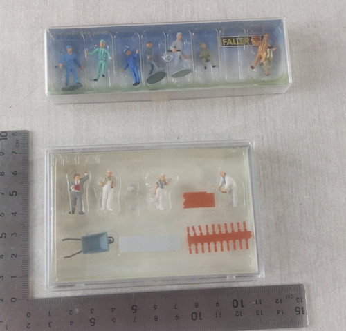 Lot de figurines pour maquette train HO, Faller 151032 + Preiser 10251 | Zustand: Occasion