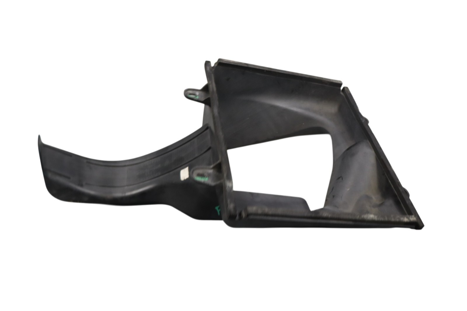 14-18 Maserati Ghibli M157 Front Left Side Intercooler Duct Shroud 670004140 Oem