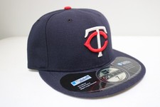Minnesota Twins Hat Cap Fitted Mens 7 Blue MLB Baseball New Era 59FIFTY