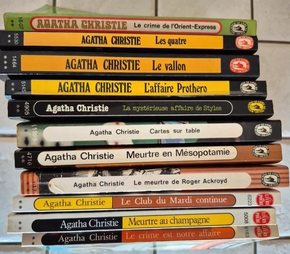 Lot 11 livres Agatha Christie - poche - Photo 2/4