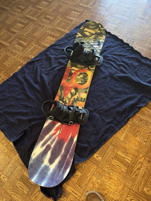 Burton Love Snowboard And Mission bindings