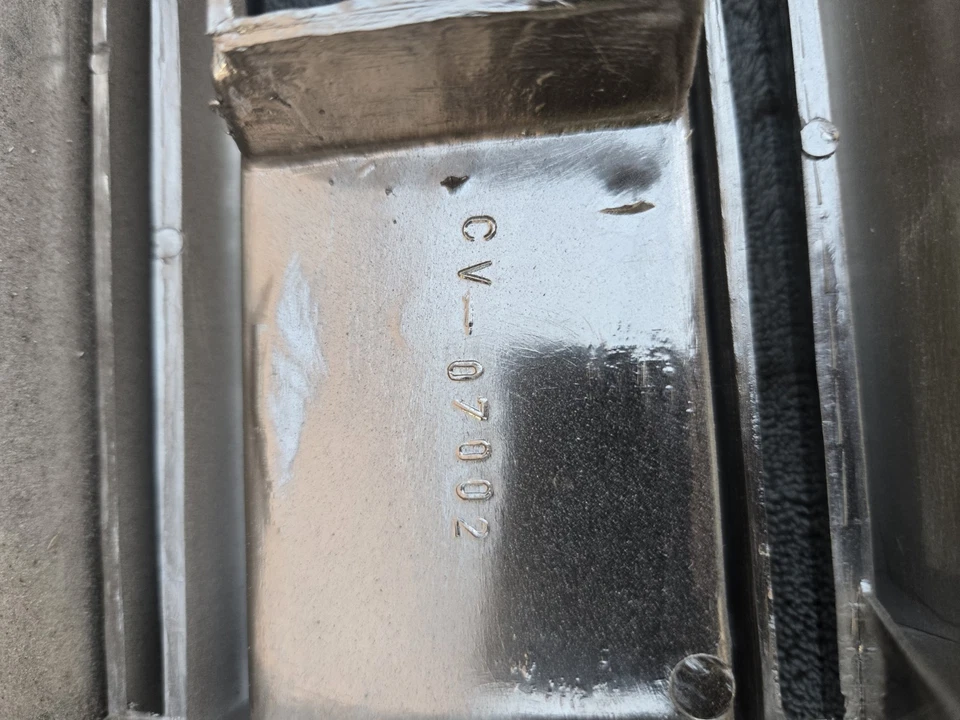 Chevrolet S10 1982-1990 parrilla negra y cromada  Foto 2 de 4