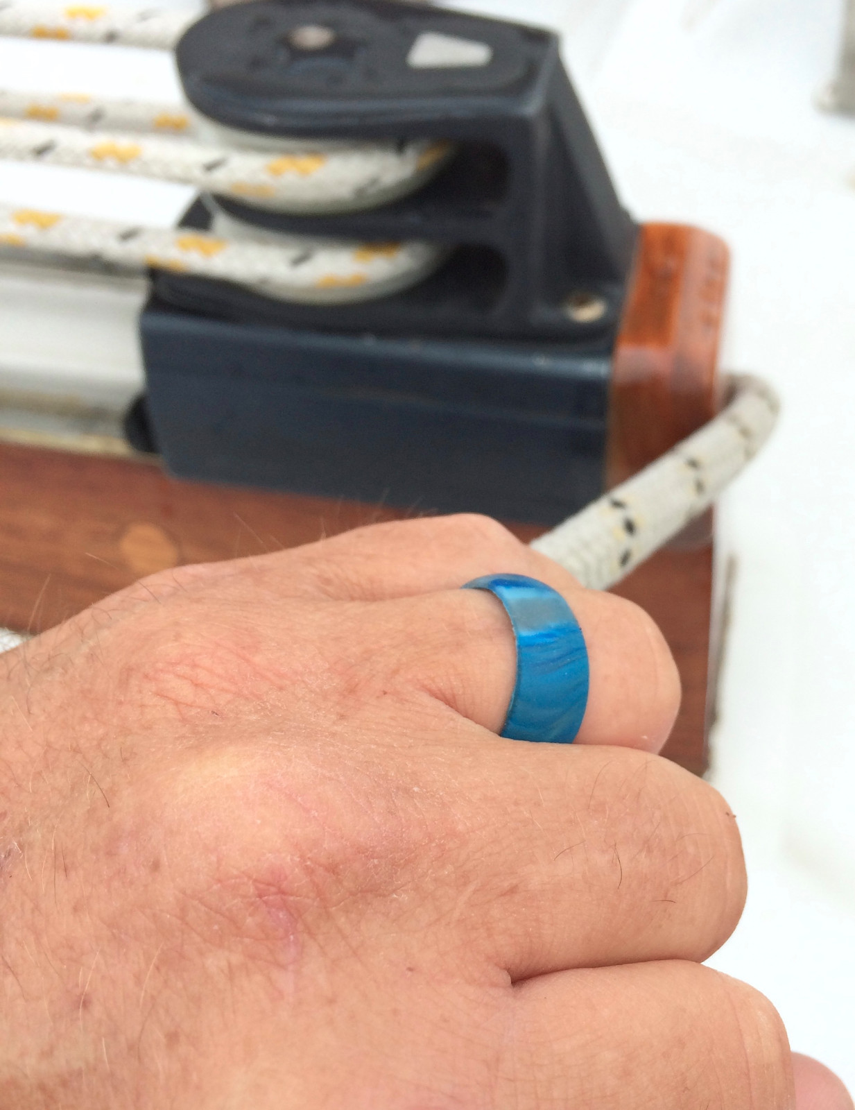 Hypoallergenic Unisex Blue Silicone Wedding Band Flexible Ring Gift-image