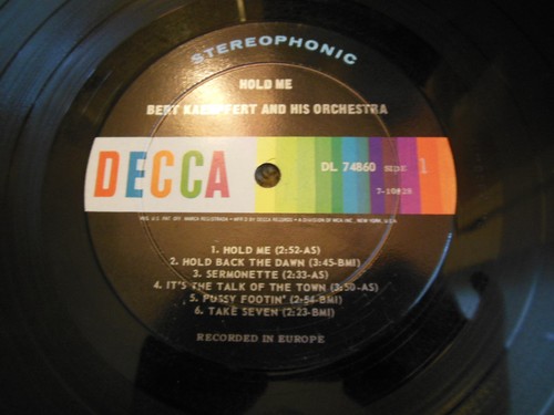 Hold Me Bert Kaempfert and Orchestra Vinyl LP Album Record #238 - Picture 4 of 6