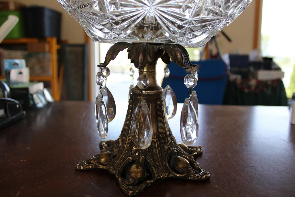 Cristal e latão grande ornamentado oblongo vintage pedestal corte vidro compota e prismas - Imagem 4 de 4