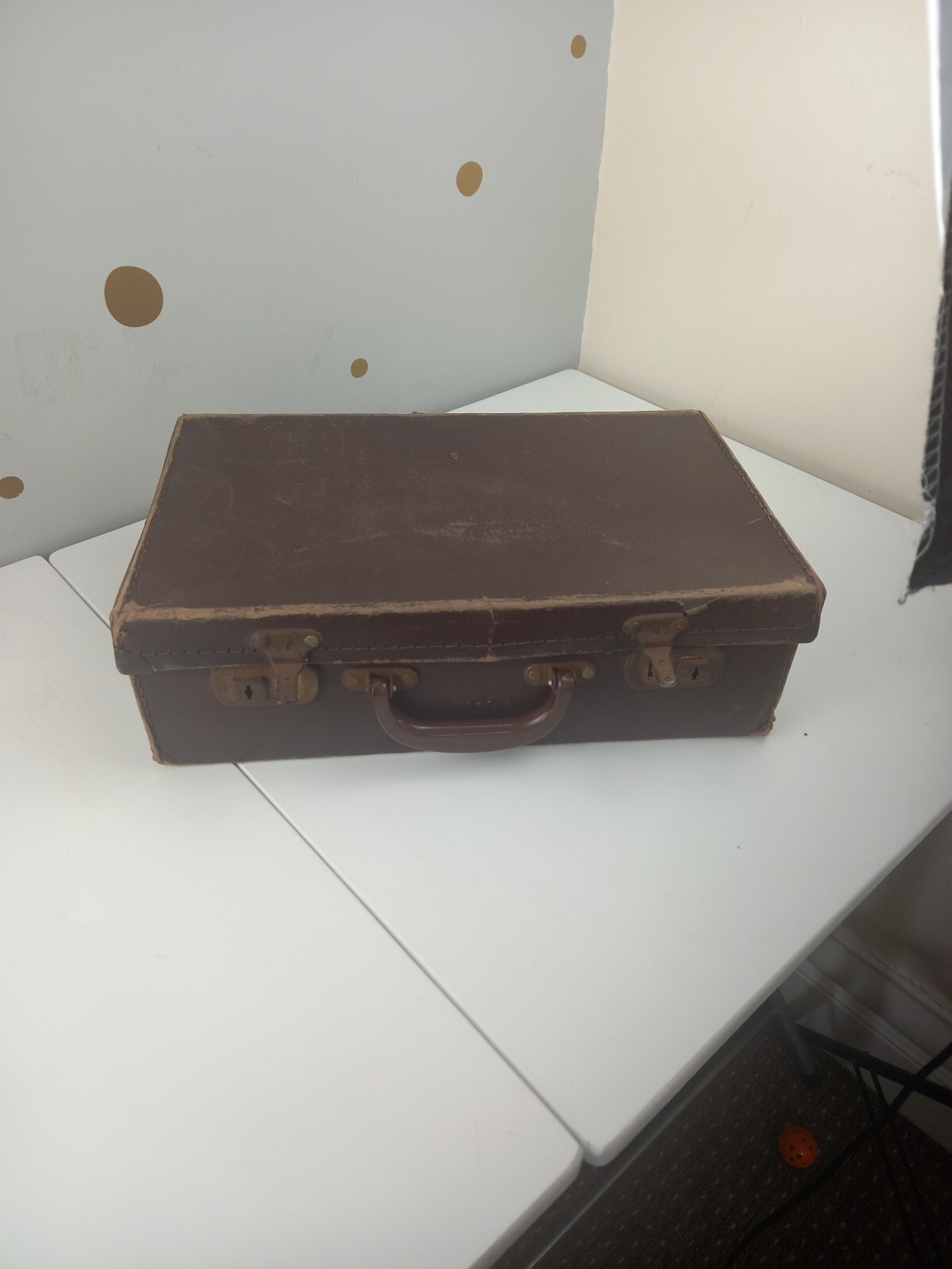 Vintage 1950s Hard Brown Suitcase Briefcase Prop Display Retro