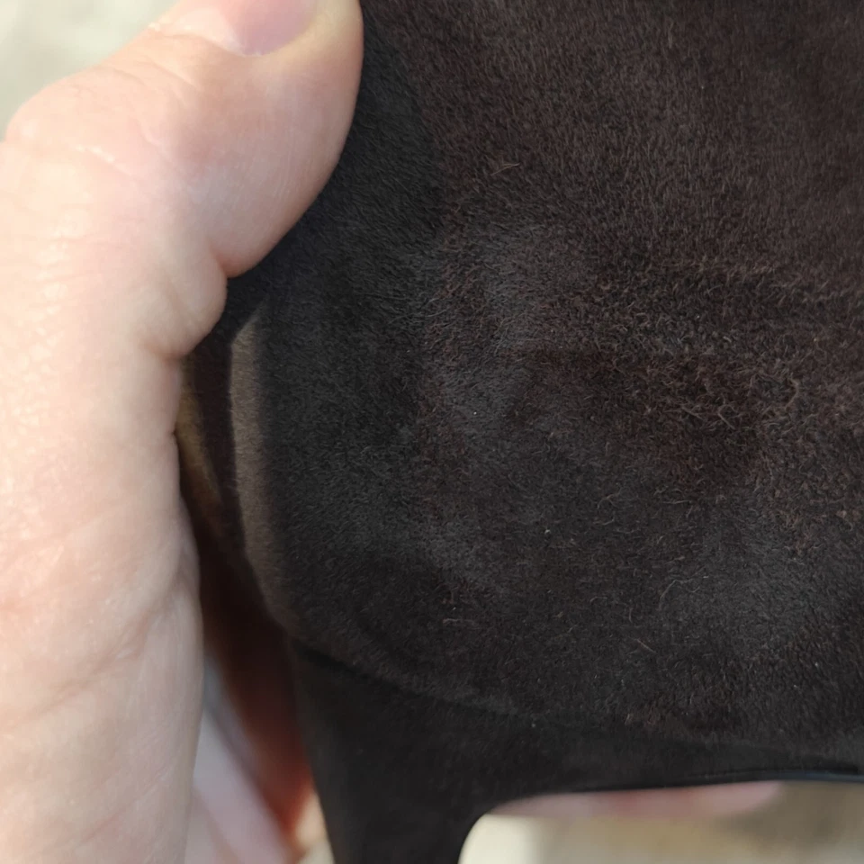 Botines de gamuza Calvin Klein 7,5 nuevos sin etiquetas marrón punta  Foto 3 de 4