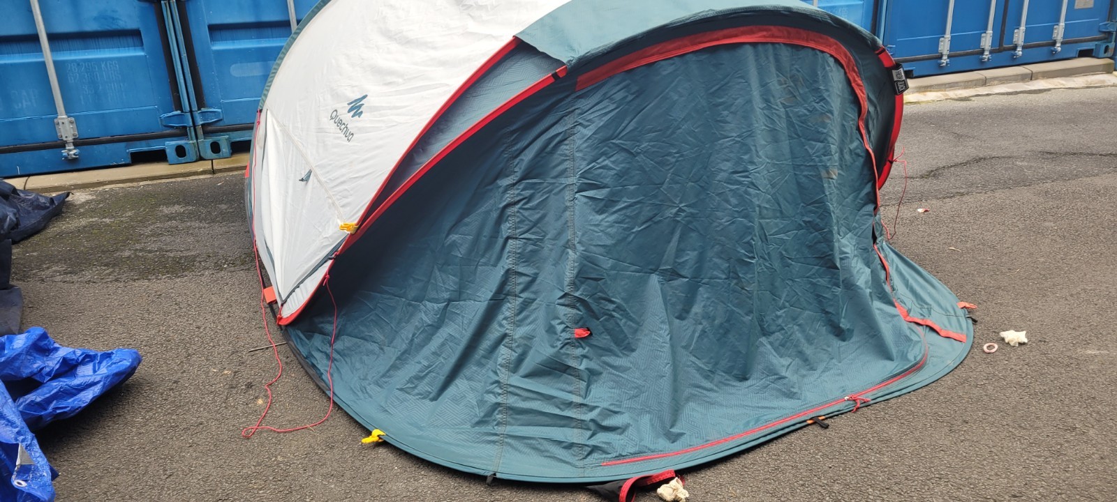 Tienda Pop-Up Decathlon Quechua Fresca y Negra 2 Segundos 3 Personas