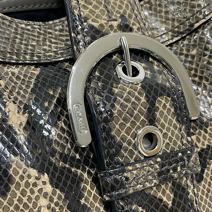 COACH handbag leather python embossed print tote … - image 4