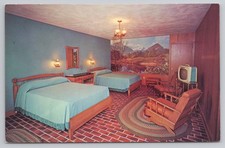 Gatlinburg TN Tennessee Brookside Motel Ranch House Room Vintage Postcard