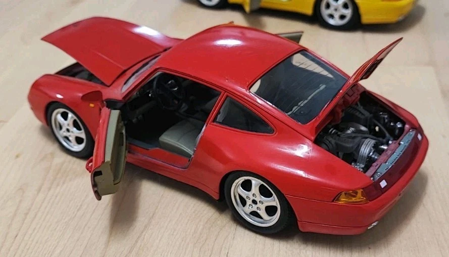 Porsche 911 996 Miniature Bburago 1/43 - Édition Promotionnelle Kodak Rare