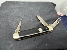 VINTAGE 3 Blade CATTARAUGUS Pocket Knife - HTF