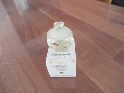 Parfüm-Miniatur NOA von Cacharel, 7ml Eau de Toilette, OVP