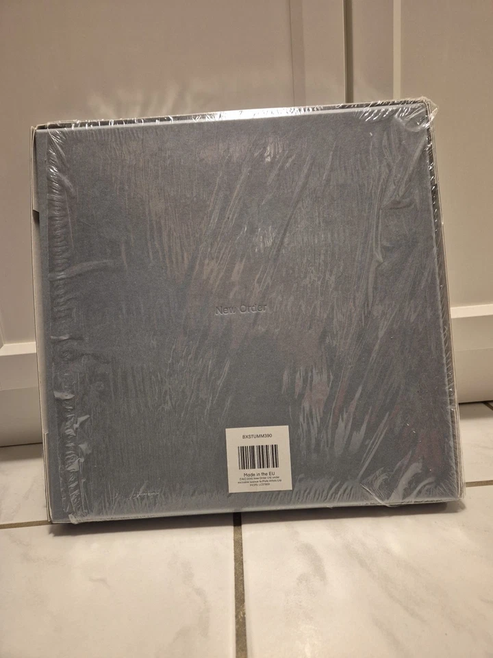 NEW ORDER - Music Complete - 8 Vinyl Box Set + Towel - SEALED - NEW - NEU - Bild 3 von 4