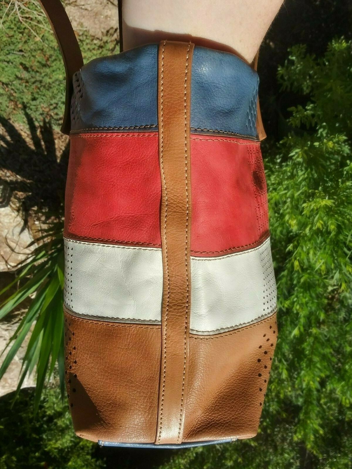 Picture 3 of 10