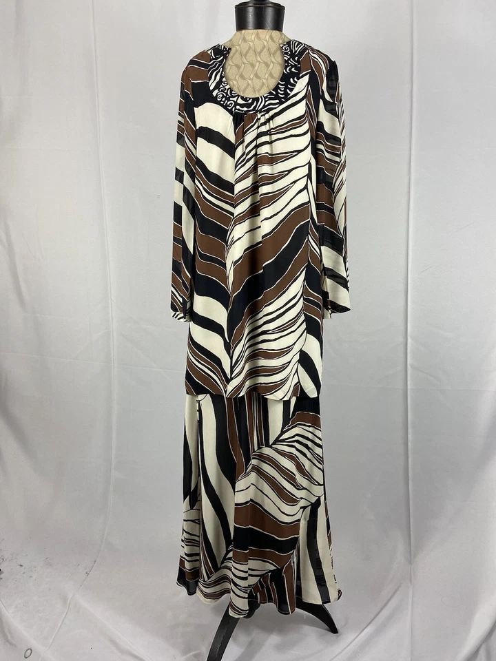 TRINA TURK Talla 8 Marrón Blanco "logo" 2 Piezas Seda Maxi Conjunto Manga Larga Foto 2 de 4