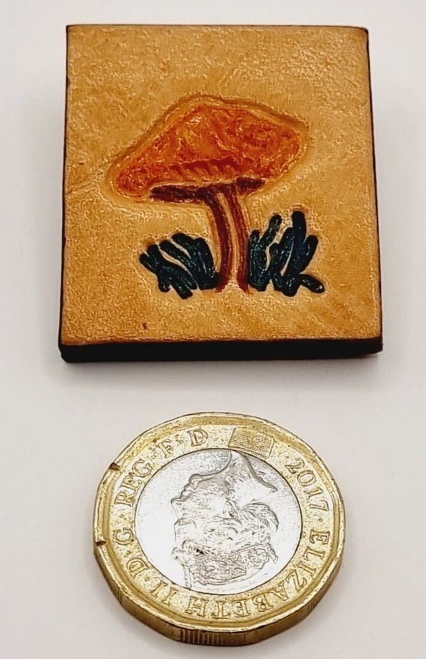 Vintage Brooch-panel of artificial leather Forest Glade Mushroom Broche. Z110 - Image 4 of 4