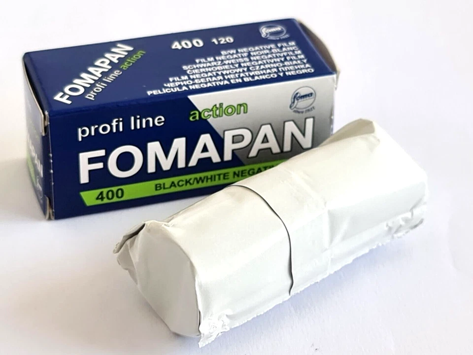 ¡FRESCO! Película negativa para cámara Fomapan Action 400 ISO, formato medio 120/6 cm blanco y negro Foto 3 de 3