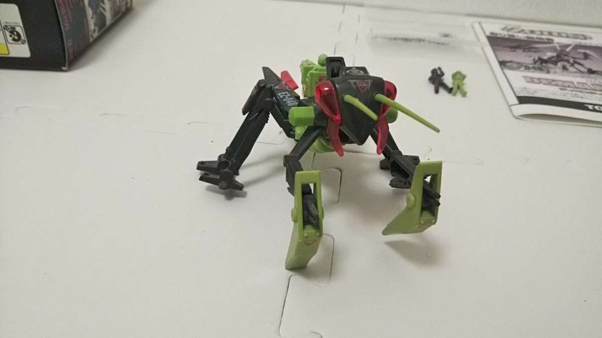 ZOIDS DEMANTIS Figure 1/72 EZ 048 TOMY MANTIS TYPE SIDE OF