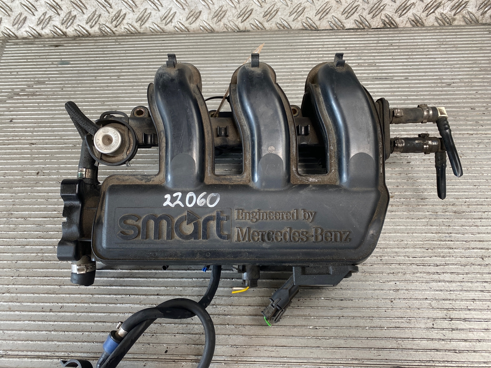 Smart FORTWO 450 Ansaugbrücke 0003252V013 online kaufen | eBay