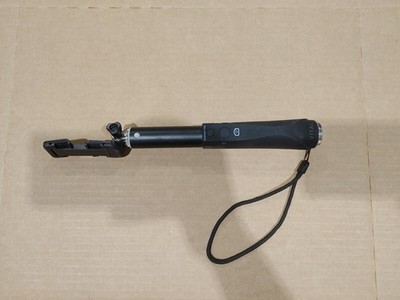 Good Condition VITAL Extendable Smartphone Selfie Stick Wireless Power Tested