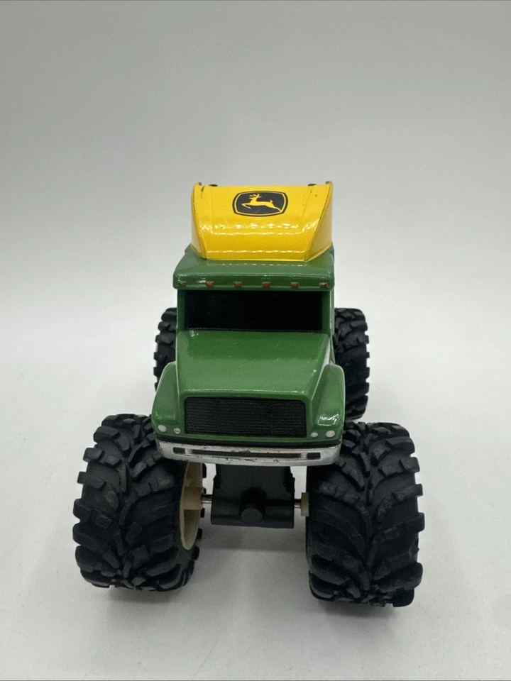 Semirremolque Ertl John Deere Monster Treads verde (LDC4) Foto 2 de 4