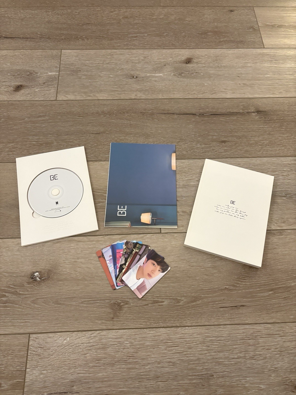 BTS BE (Essential Edition)  thumbnail 2