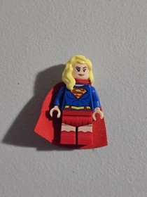 LEGO DC Superheros Supergirl Minifigure 76040 Brainiac Attack