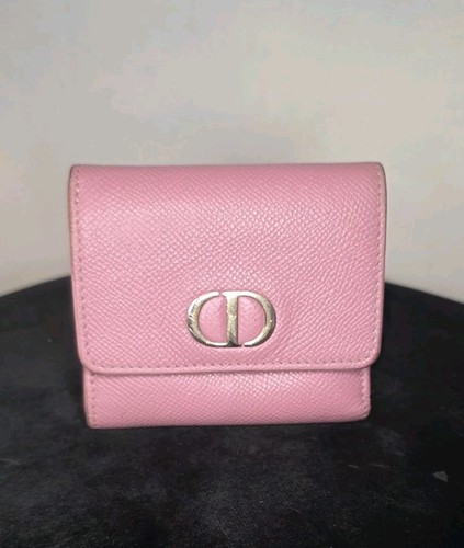 Christian Dior 30 Montaigne Flap Compact Wallet