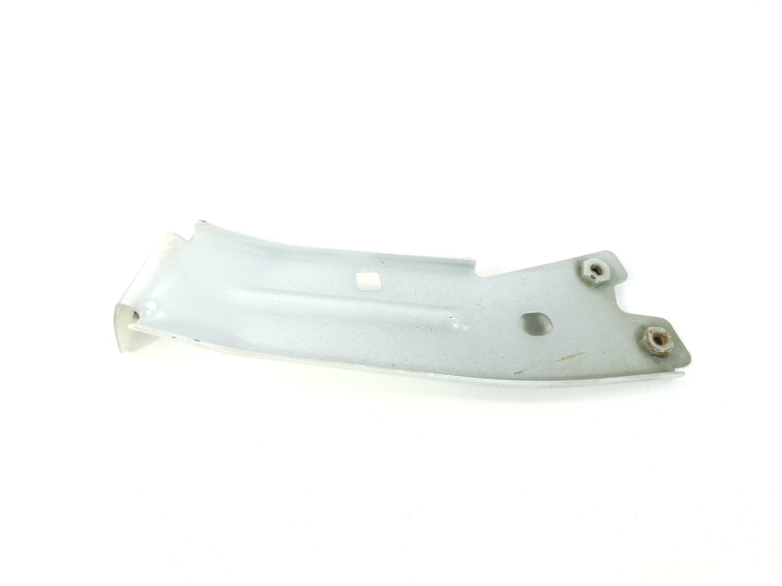 Maserati Ghibli 2018 M156E AWD 3.0 Front Right Fender Mudguard Bracket Mount OEM