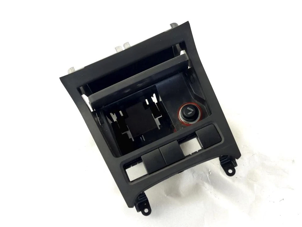 5K0857961 Ashtray Lighter Volkswagen Golf 6 GTD 2.0 D 125KW 6M 5P (2012) - Image 4 of 4