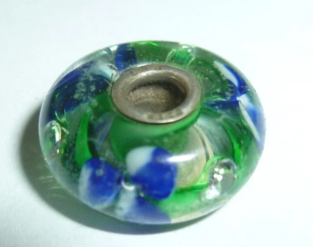 TROLLBEADS Fantasy Orchids LAA 925S Bead Violeta Iris Foto 4 de 4