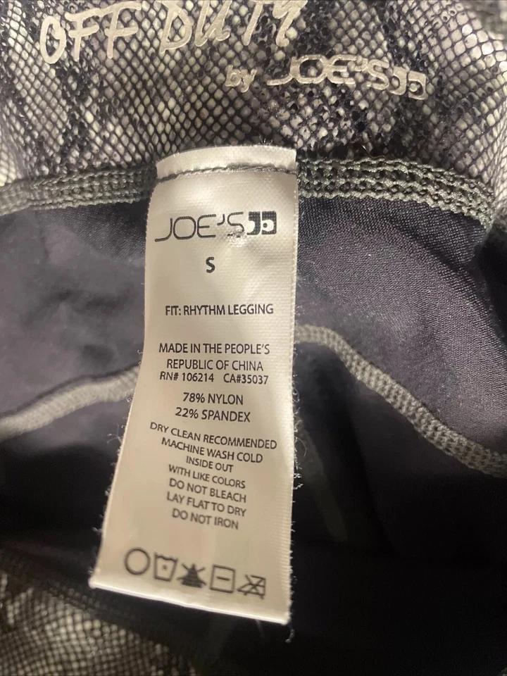 Pantalones de mezclilla Joe’s con estampado animal para mujer talla pequeña de imitación de cuero Foto 2 de 4