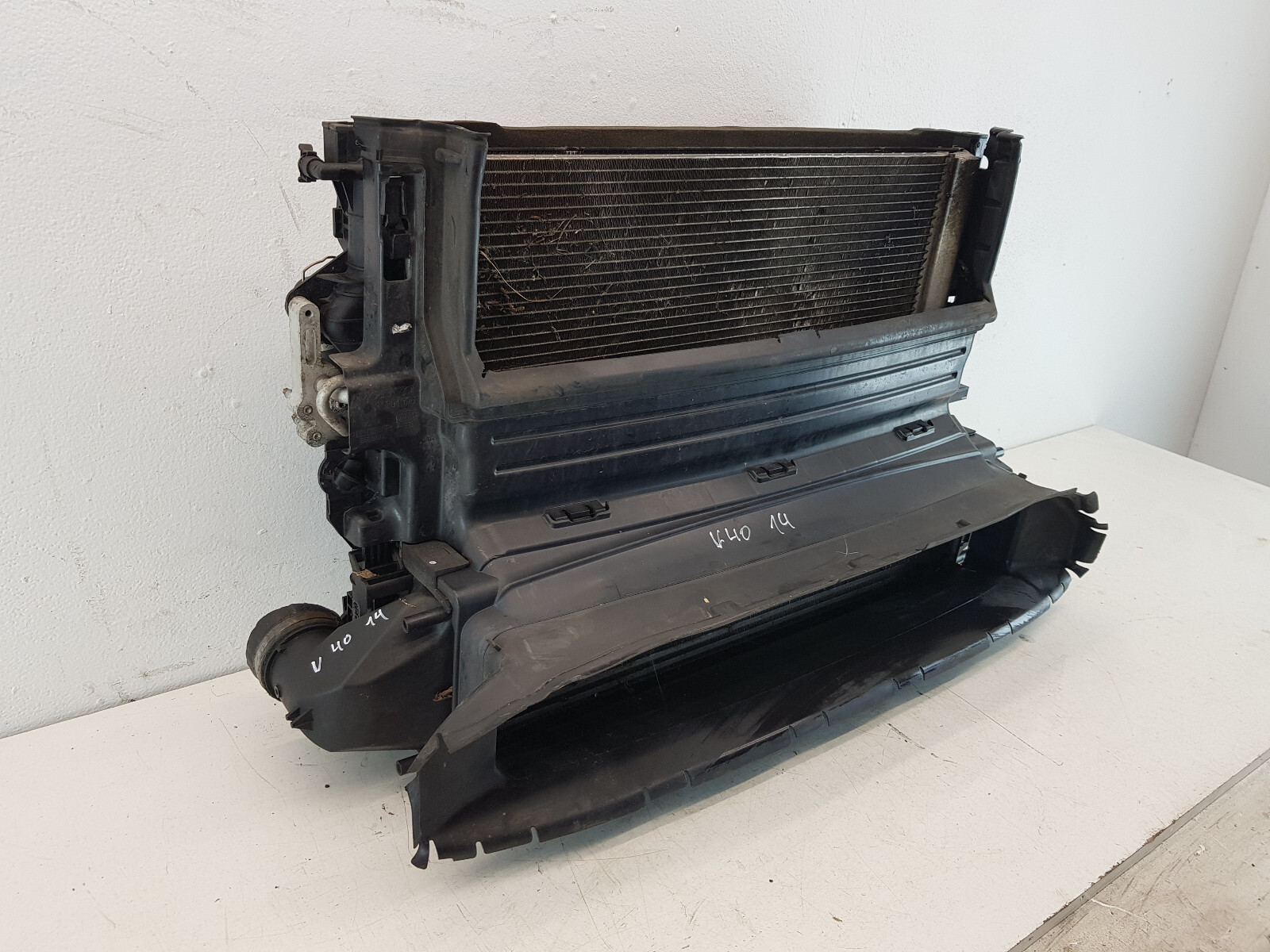 2014 VOLVO V40 2.0 D3 DIESEL MANUAL RADIATOR PACK OEM 31319166 ...