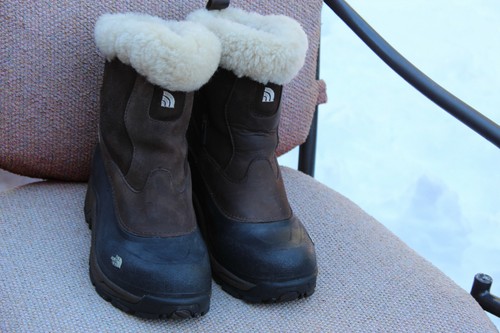 GRAM INSULATION DARK BROWN BOOTS WOMEN 
