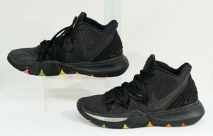 kyrie neon sole