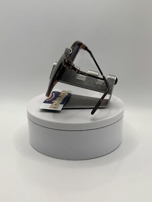 True Vintage Sunglasses | NOS | Women display picture 3