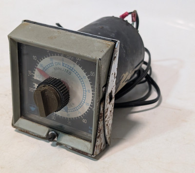 Eagle Signal Flexopulse Vintage 0-60 Minute Repeat Cycle Timer Controller Device