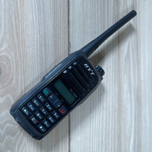 HYT TC-580V 2-Way Radio Walkie Talkie Black Numeric Keypad 256-Channels Digital