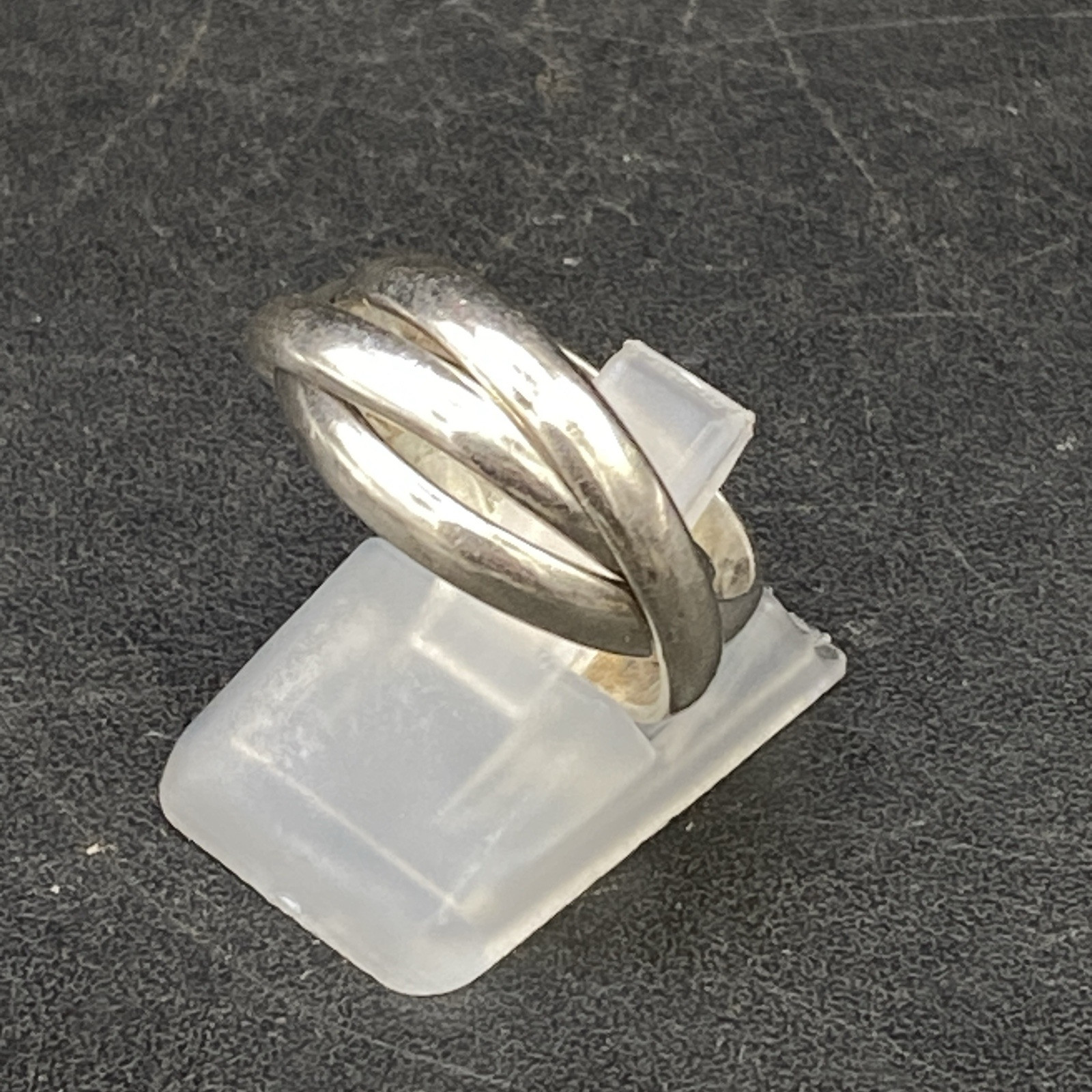 Trinity Silver Ring Three Linking Bands Size L Ma… - image 2