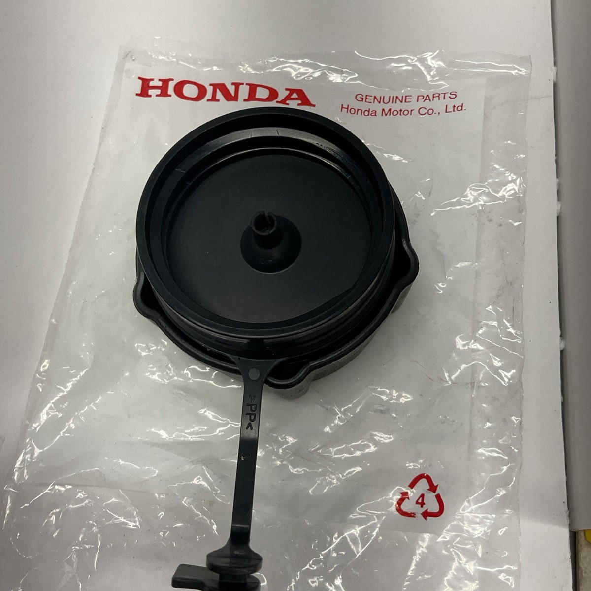 NEW Genuine HONDA Fuel Cap Assy GCV170 GCV200 HRN216 HRX217K6