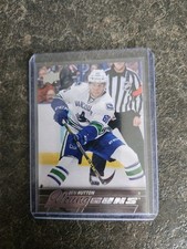 2015-16 Upper Deck Series 1 Young Guns Ben Hutton YG RC Card# 232