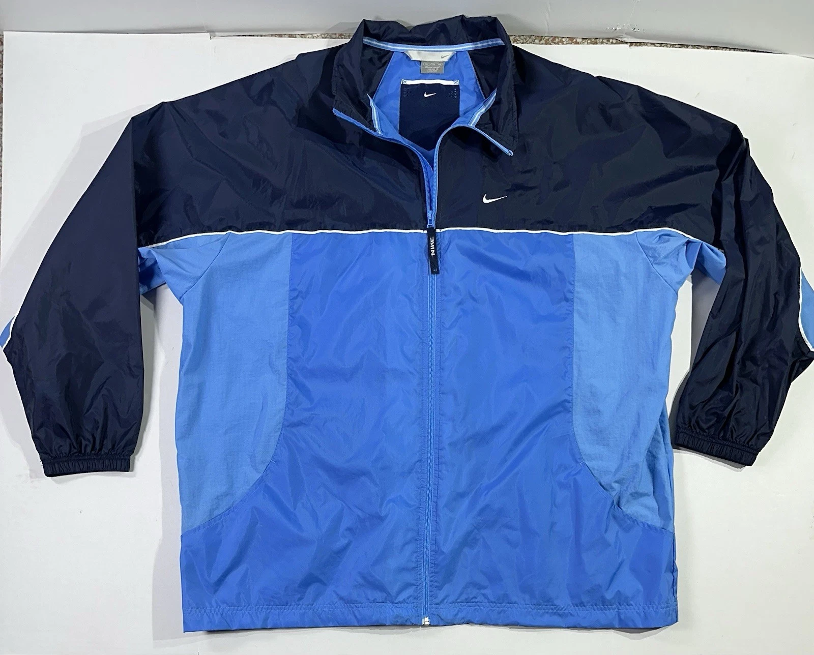Nike Windbreaker Jacket XXL Blue Navy Colorblock Full Zip Embroidered Logo
Opens in a new window or