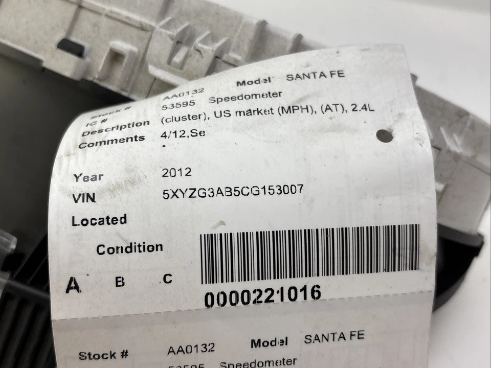 Cuadro de instrumentos velocímetro Hyundai Santa Fe 2010-2012 tracción delantera 2,4 L 73.571 millas Foto 4 de 4