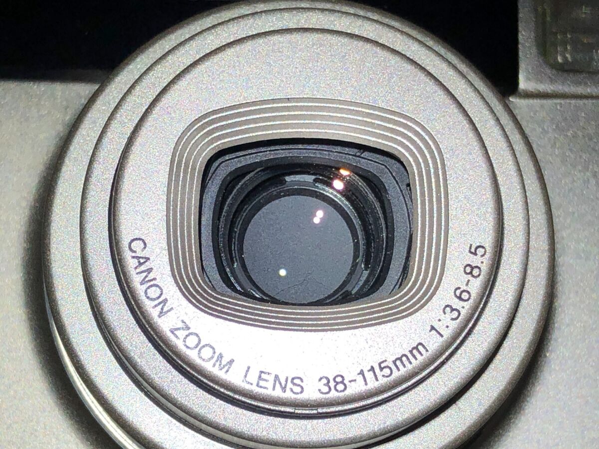 Canon Autoboy S XL Panorama Point & Shoot 35mm Compact Film Canon Autoboy S XL Panorama Point & Shoot 35mm Compact Film